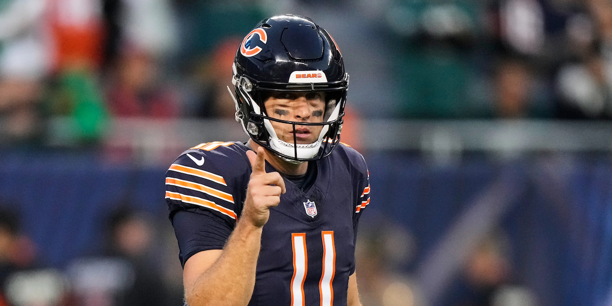Case Keenum reaparece como titular y Chicago aplasta 27-7 a los Eagles