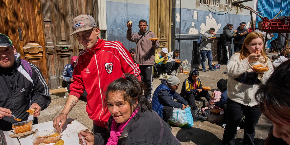 Pobreza en Argentina podría alcanzar 35 por ciento al cierre de este año